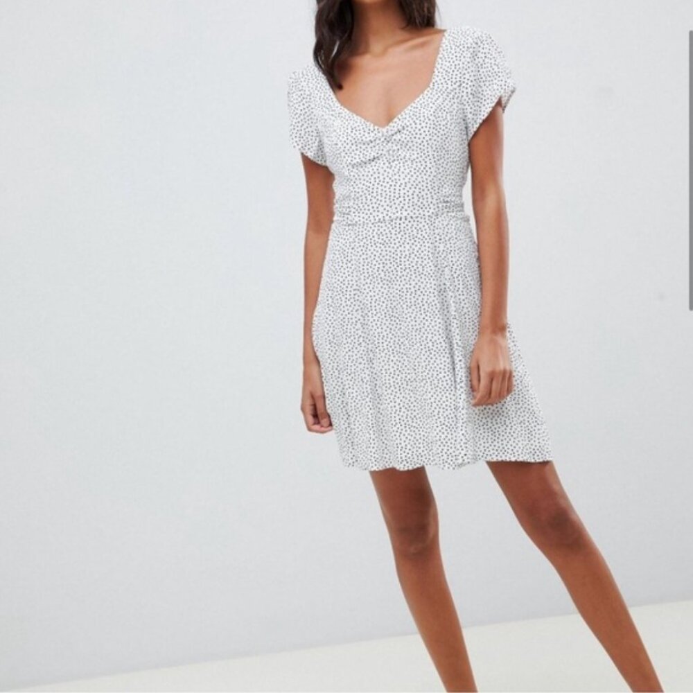 Abercrombie & Fitch White and Black Polka Dot Minidress with Waist Tie Straps